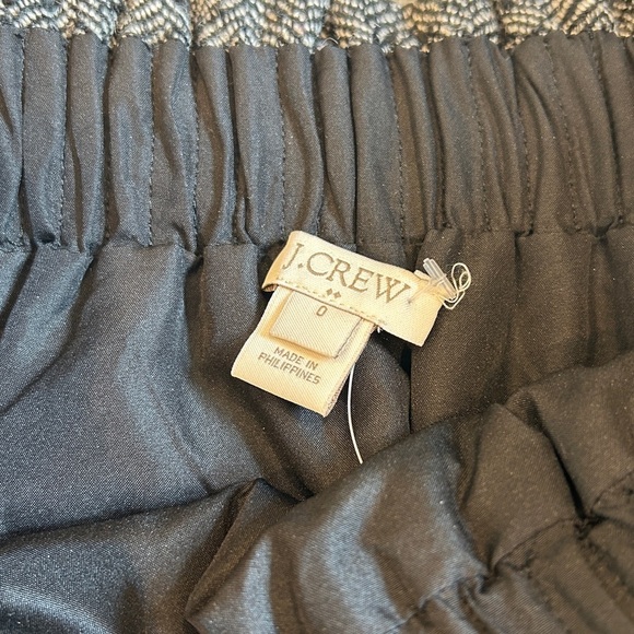 J. Crew Women’s Herringbone Sidewalk Mini Skirt with Pockets/Stretch Waist - 0 - Picture 4 of 9